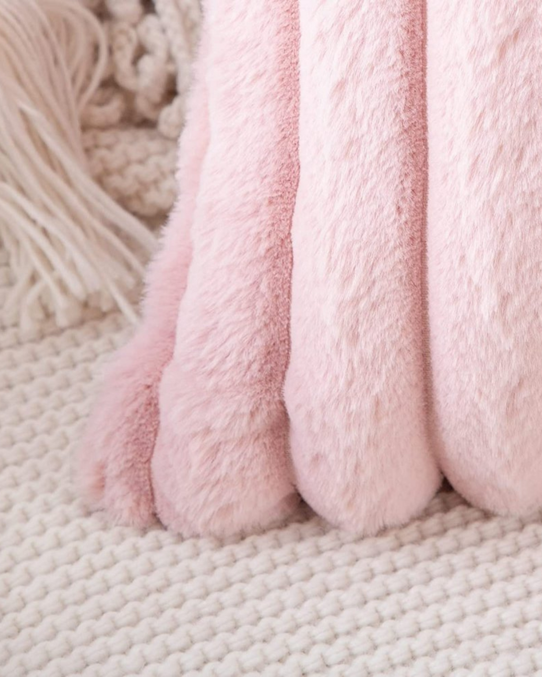 Ribbed Plush Cushion Set – Soft Velvet Sofa Pillow Covers