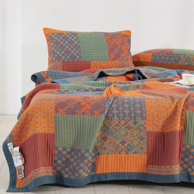 Triple-Layer Organic Cotton Gauze Quilt