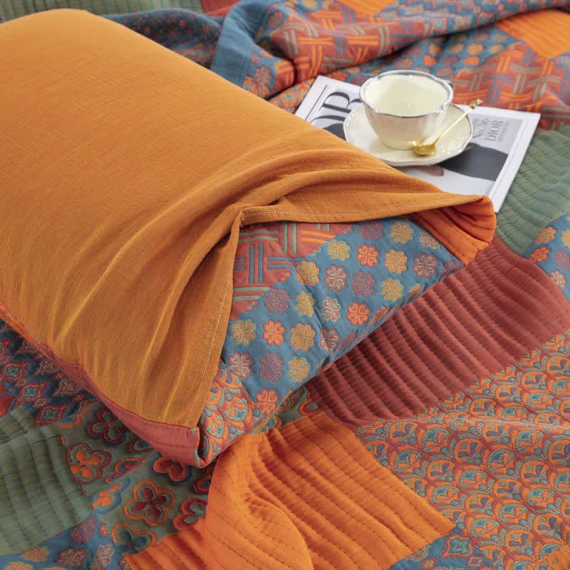 Triple-Layer Organic Cotton Gauze Quilt