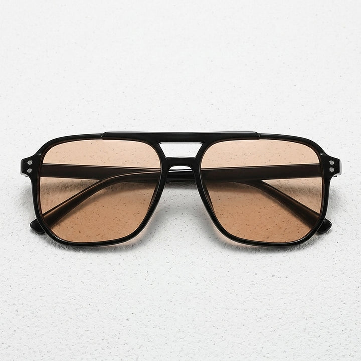 Black frame — Brown lens
