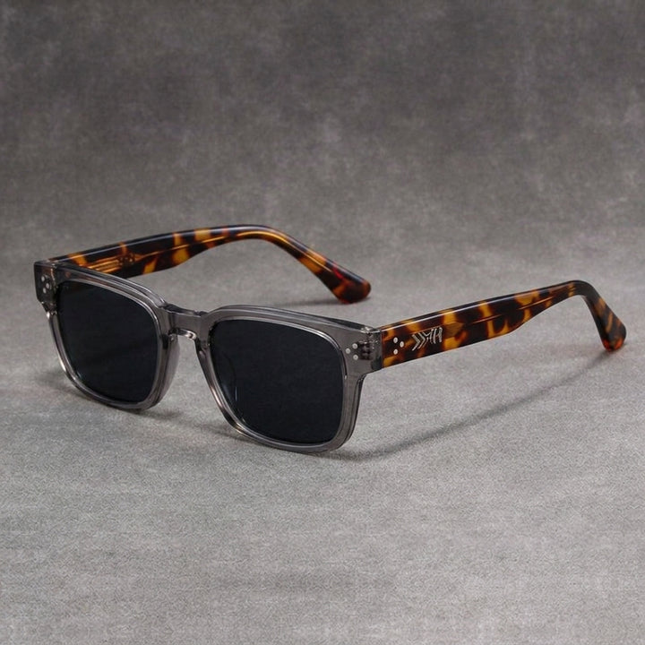 Black Lens / Tortoiseshell