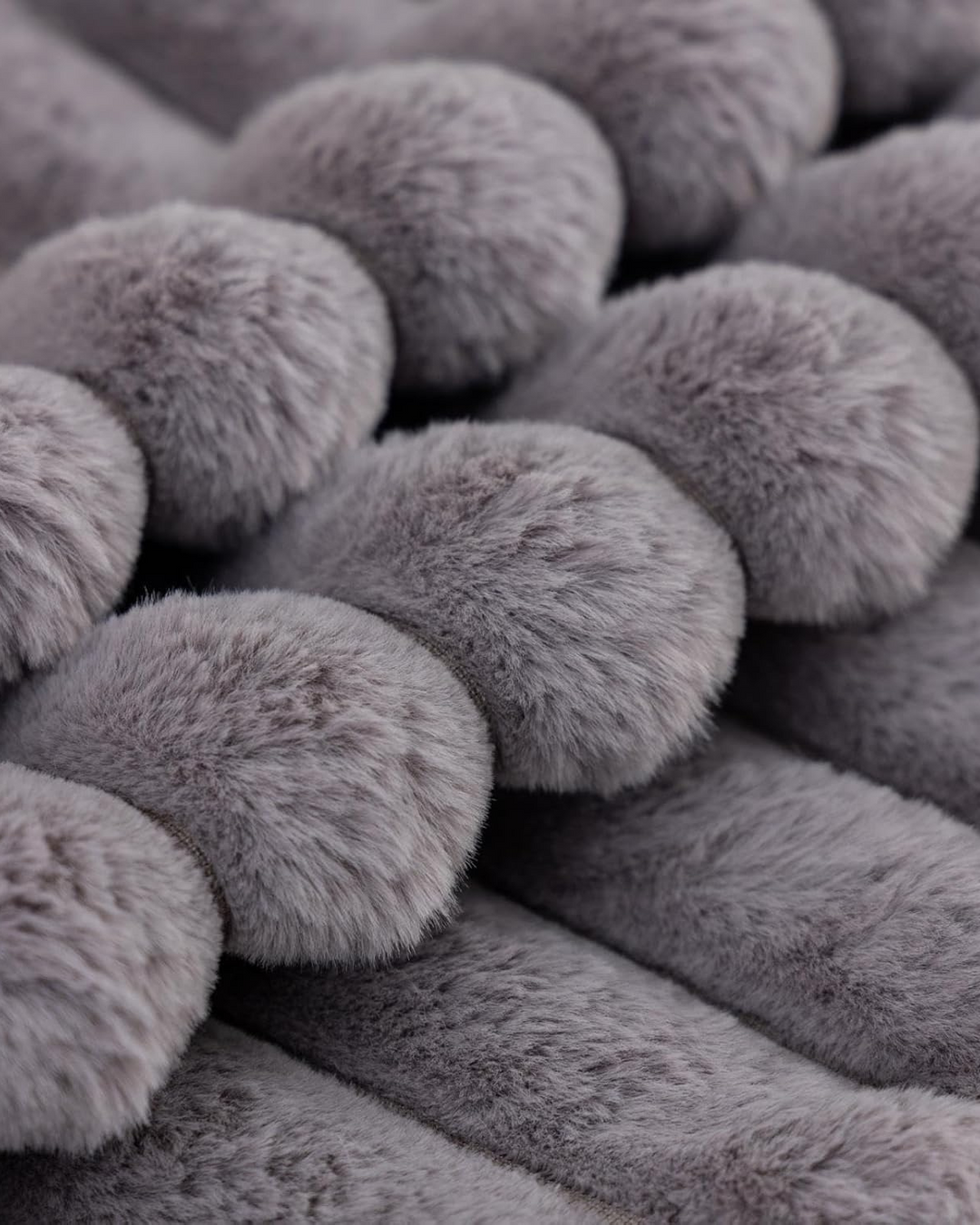 Ribbed Plush Cushion Set – Soft Velvet Sofa Pillow Covers