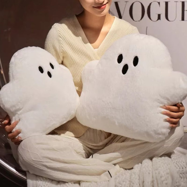 Ghost Plush Throw Pillow – Soft Halloween Cushion for Cozy Seasonal Decor