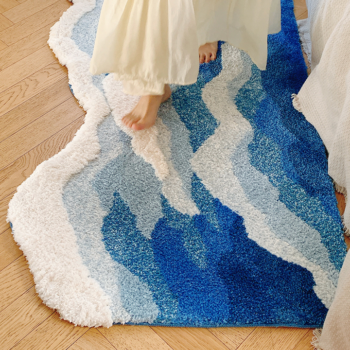 Ocean Drift Plush Wave Rug – Coastal Gradient Anti-Slip Mat