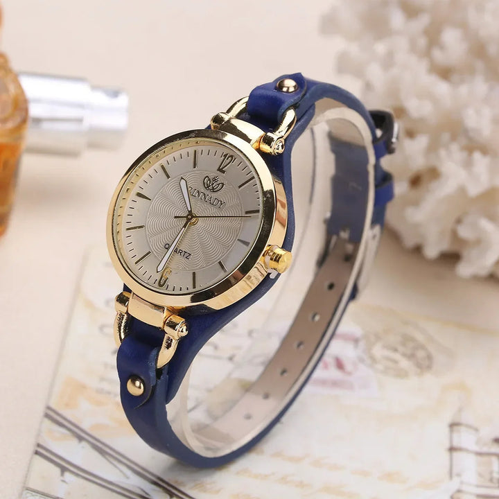 Élégance Dorée – Women’s Vintage Quartz Watch