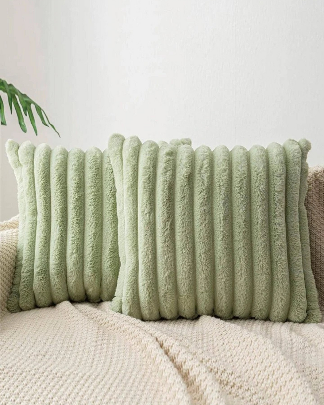 Ribbed Plush Cushion Set – Soft Velvet Sofa Pillow Covers