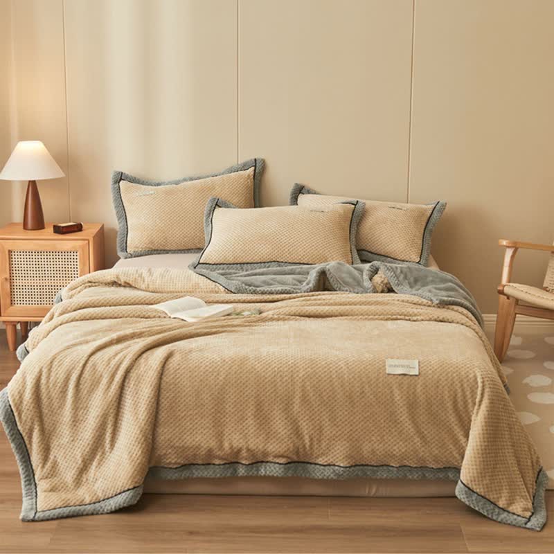 Microfiber Coral Fleece Throw Blanket with Zipper