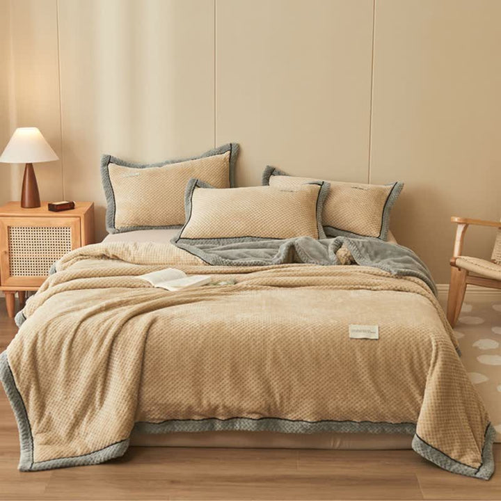 Microfiber Coral Fleece Throw Blanket with Zipper