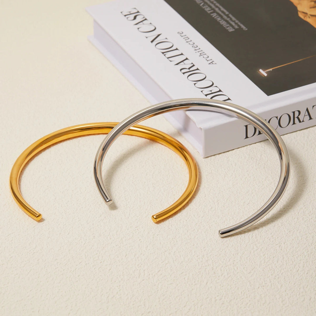 Eveline Gloss Collar