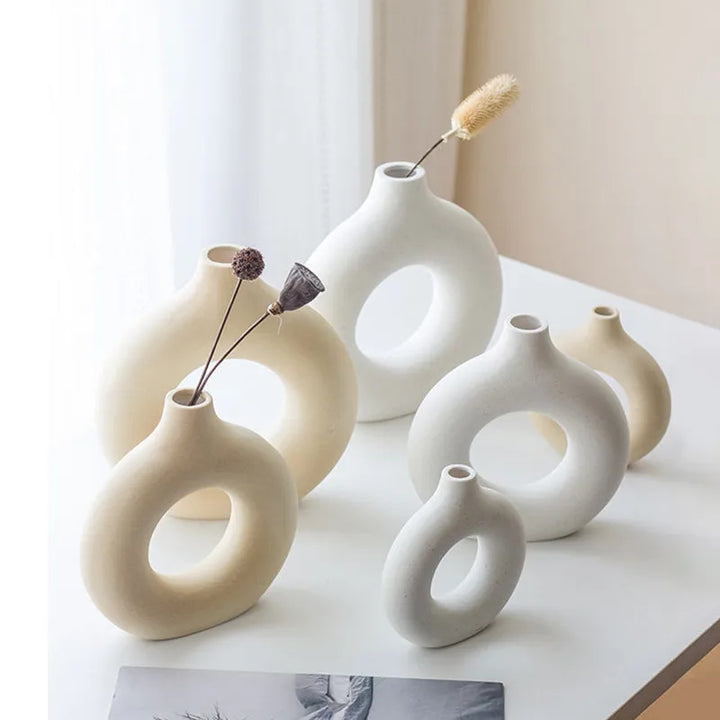 Modern Sculpted Ring Vase – Matte Ceramic Circle Vase for Minimalist & Scandinavian Decor