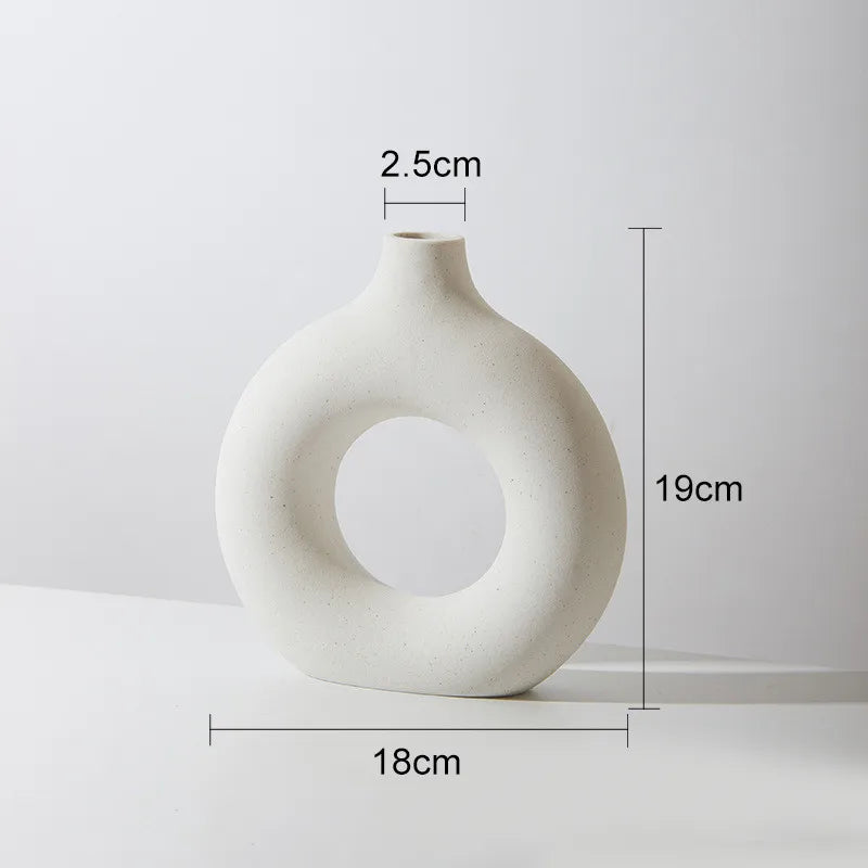 Modern Sculpted Ring Vase – Matte Ceramic Circle Vase for Minimalist & Scandinavian Decor