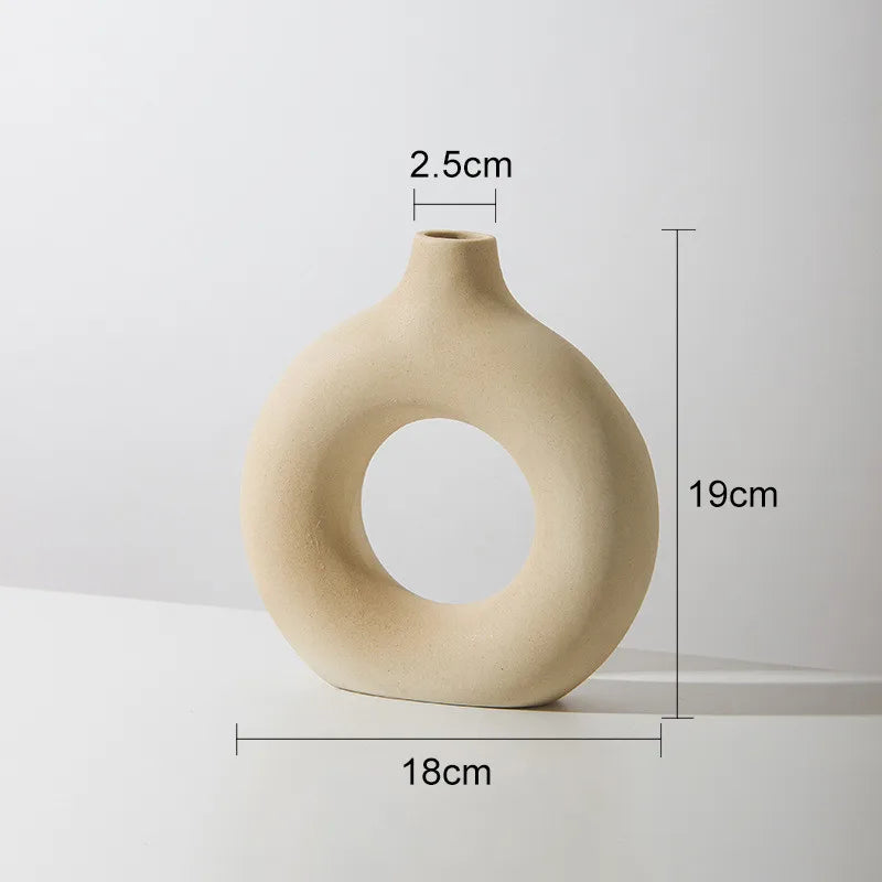 Modern Sculpted Ring Vase – Matte Ceramic Circle Vase for Minimalist & Scandinavian Decor