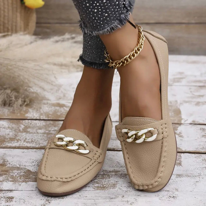 Bellevia Chain Loafer