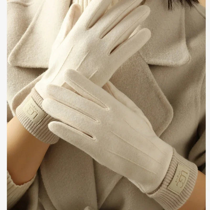 The Borough Knit Gloves