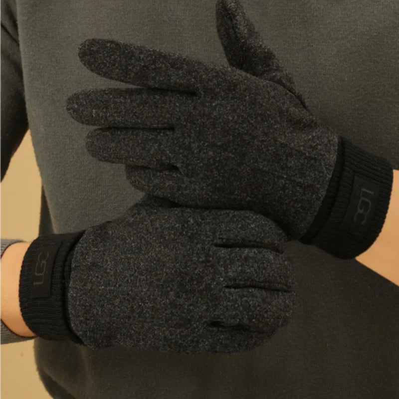The Borough Knit Gloves