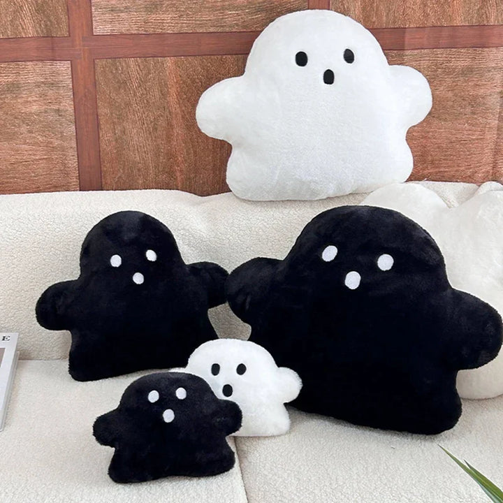 Ghost Plush Throw Pillow – Soft Halloween Cushion for Cozy Seasonal Decor