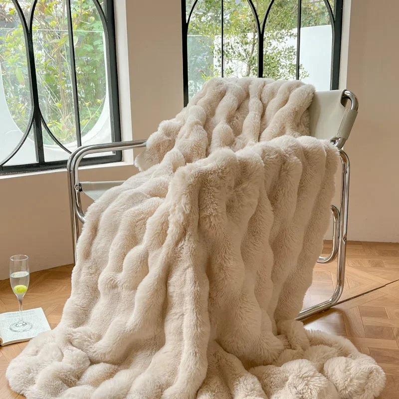 Double-Sided Faux Fur Throw Blanket