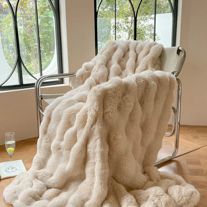 Double-Sided Faux Fur Throw Blanket