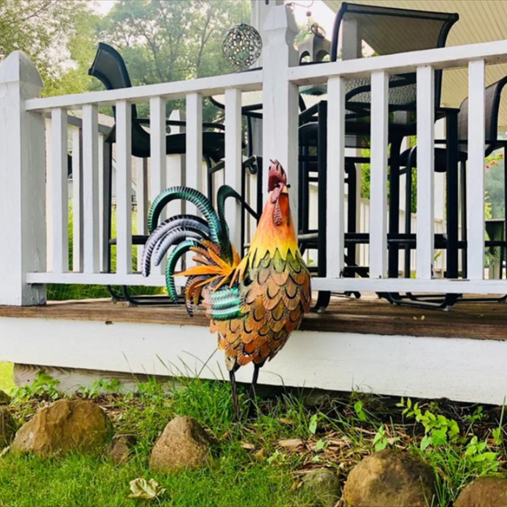 Metal Rooster Garden Statue – Vibrant Outdoor Yard Decor