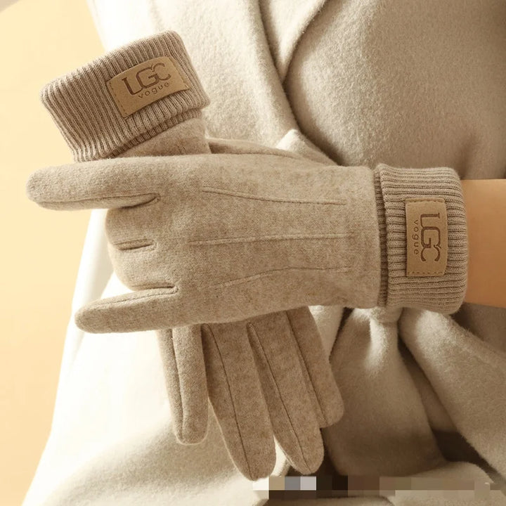 The Borough Knit Gloves
