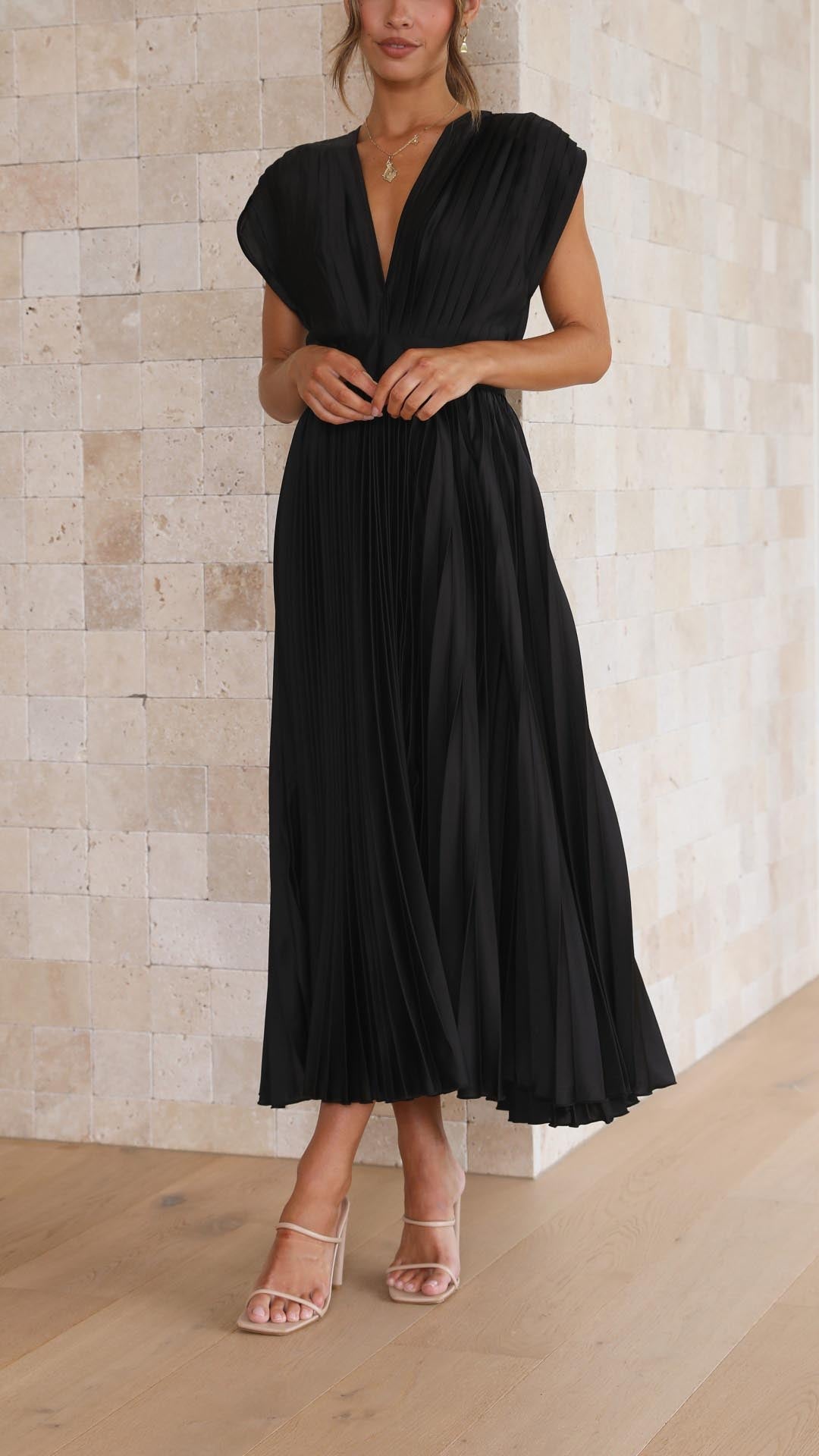 Joanna V-Neck Pleated Maxi Dress