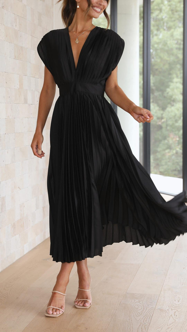 Joanna V-Neck Pleated Maxi Dress
