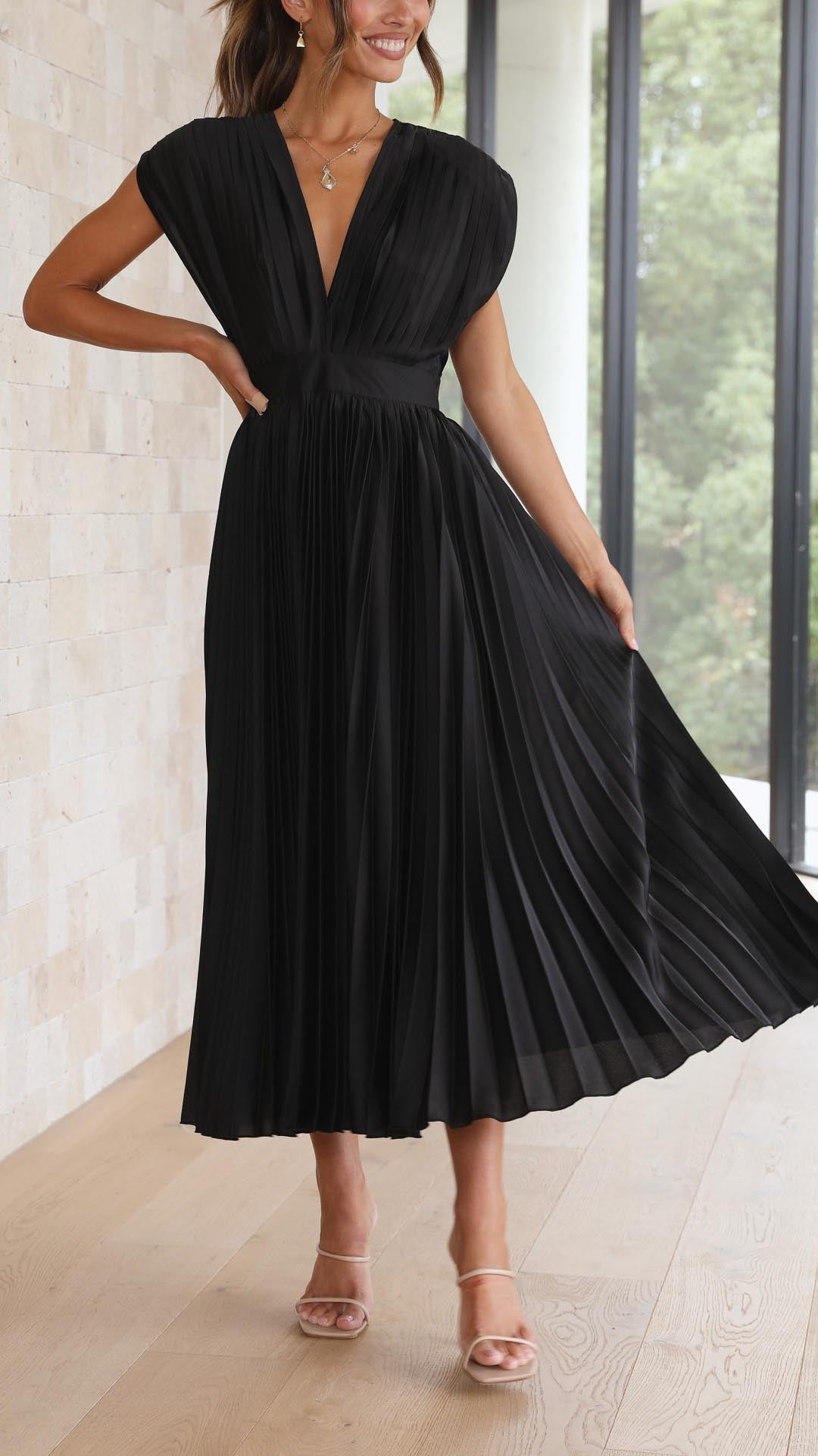 Joanna V-Neck Pleated Maxi Dress