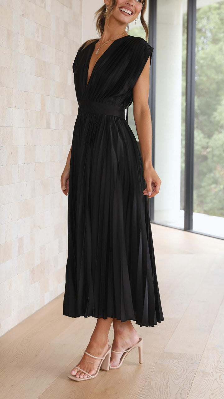 Joanna V-Neck Pleated Maxi Dress