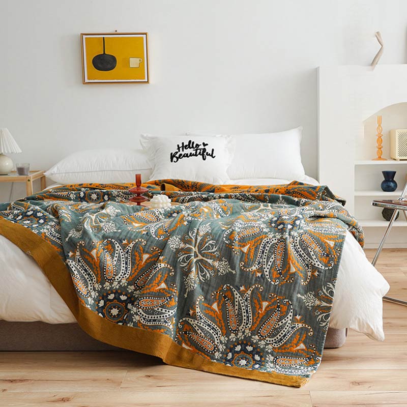 Double-Sided Floral Woven Cotton Quilt