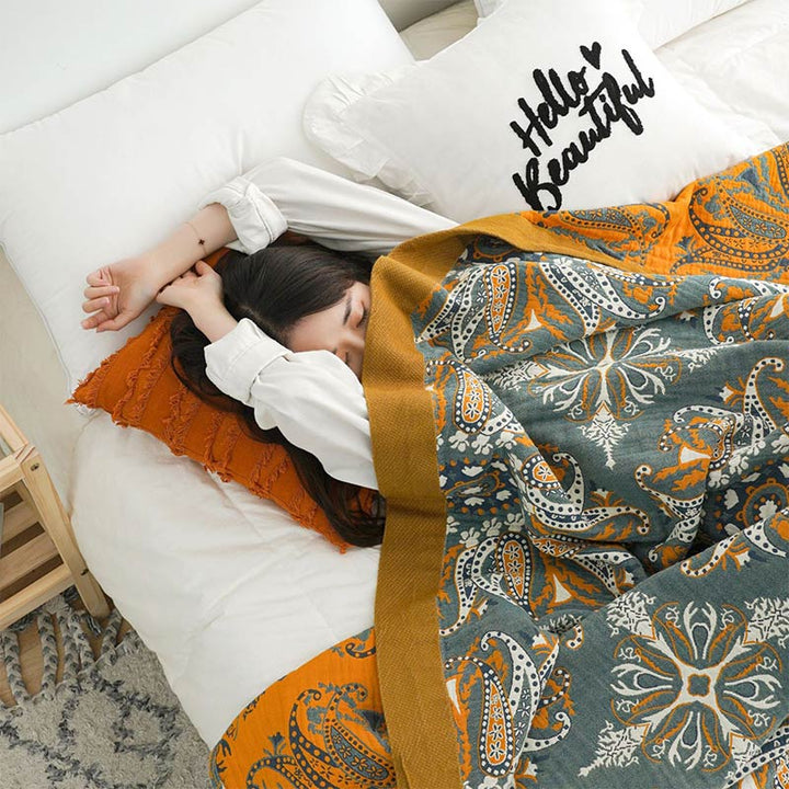 Double-Sided Floral Woven Cotton Quilt