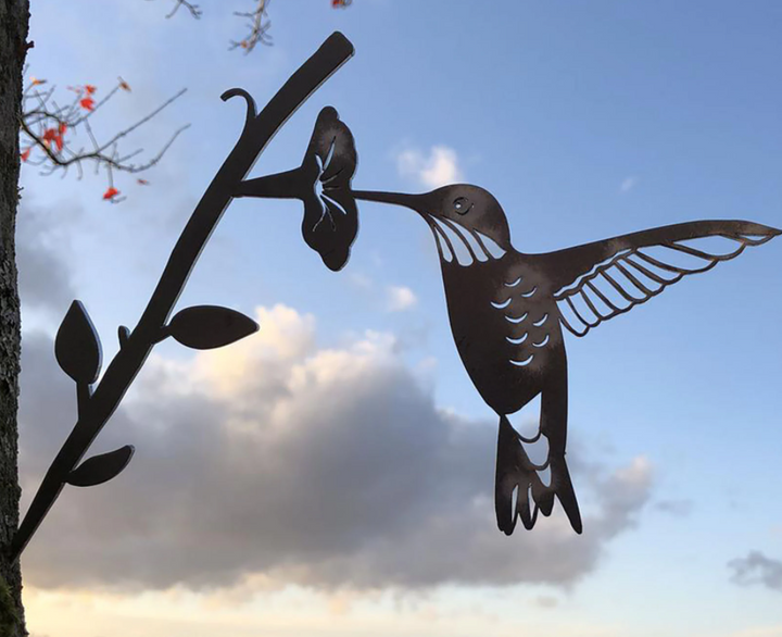 Metal Bird Silhouette Garden Decor – Elegant Outdoor Wall Sculpture