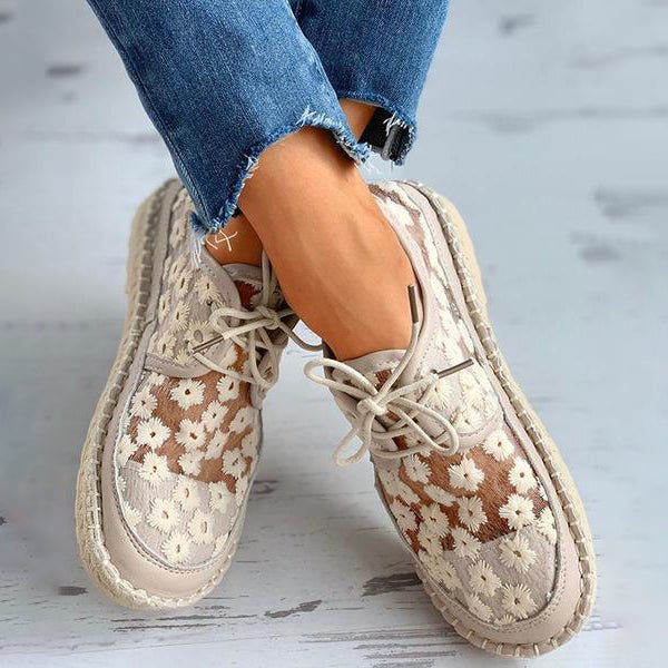 Capri Lace Shoes