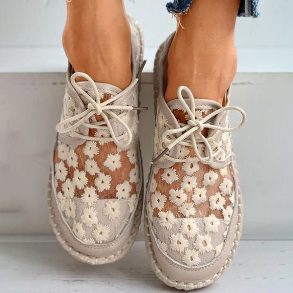 Capri Lace Shoes